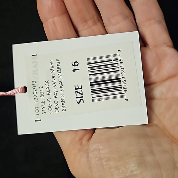 Blazer-Isaac Mizrahi Black Velvet Blazer.  Boys 16 - Picture 5 of 5